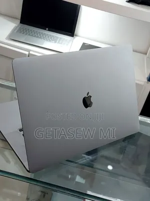 New Laptop Apple MacBook Pro 2019 16GB Intel Core I9 SSD 512GB