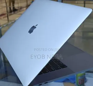 New Laptop Apple MacBook Pro 2019 16GB Intel Core I9 SSD 512GB