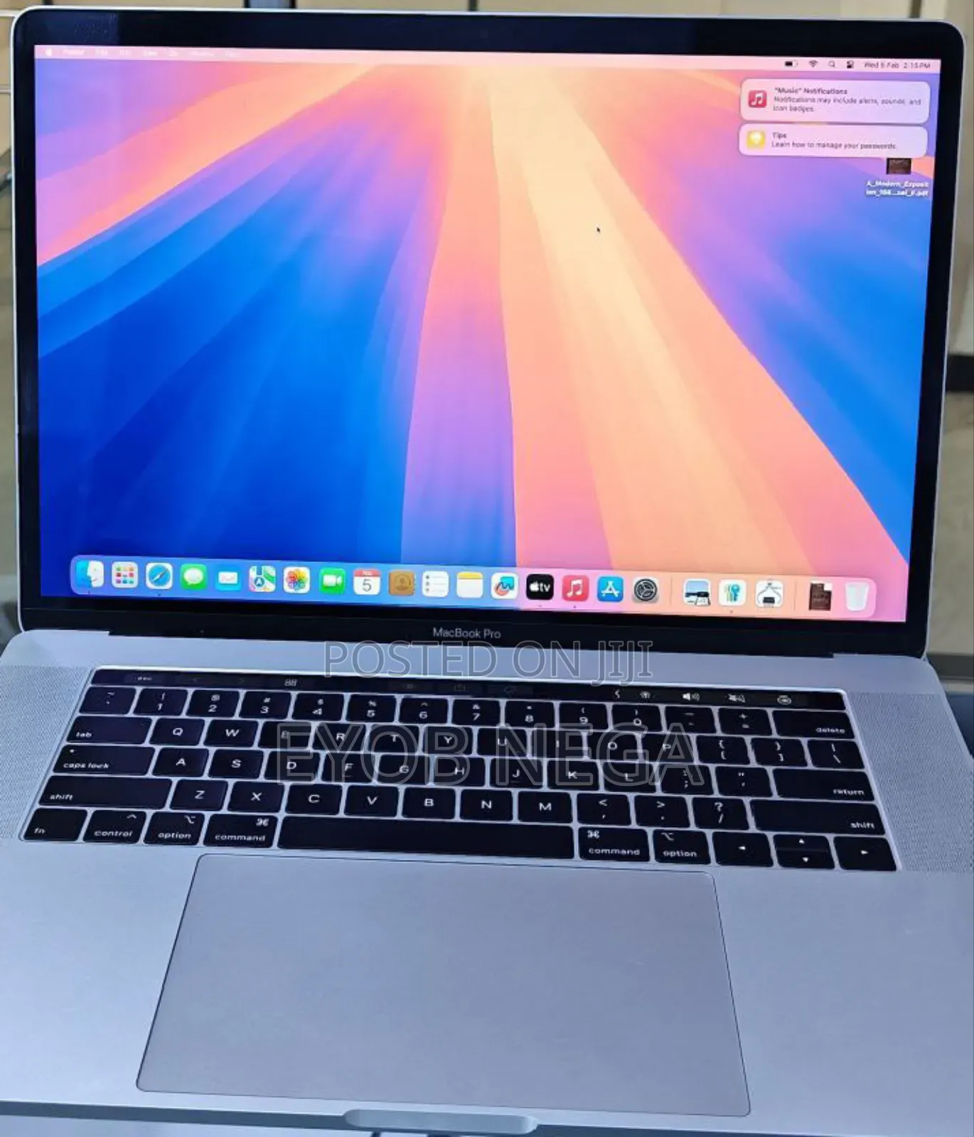 New Laptop Apple MacBook Pro 2019 16GB Intel Core I9 SSD 512GB
