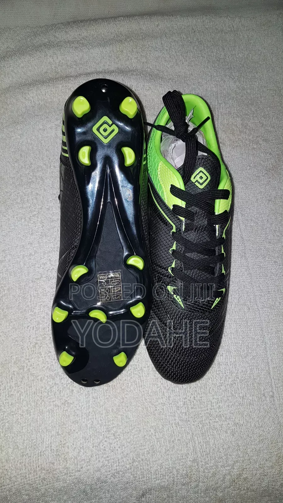 Dream Pairs Men's Football Shoes