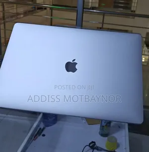 New Laptop Apple MacBook Pro 2019 16GB Intel Core I9 SSD 512GB