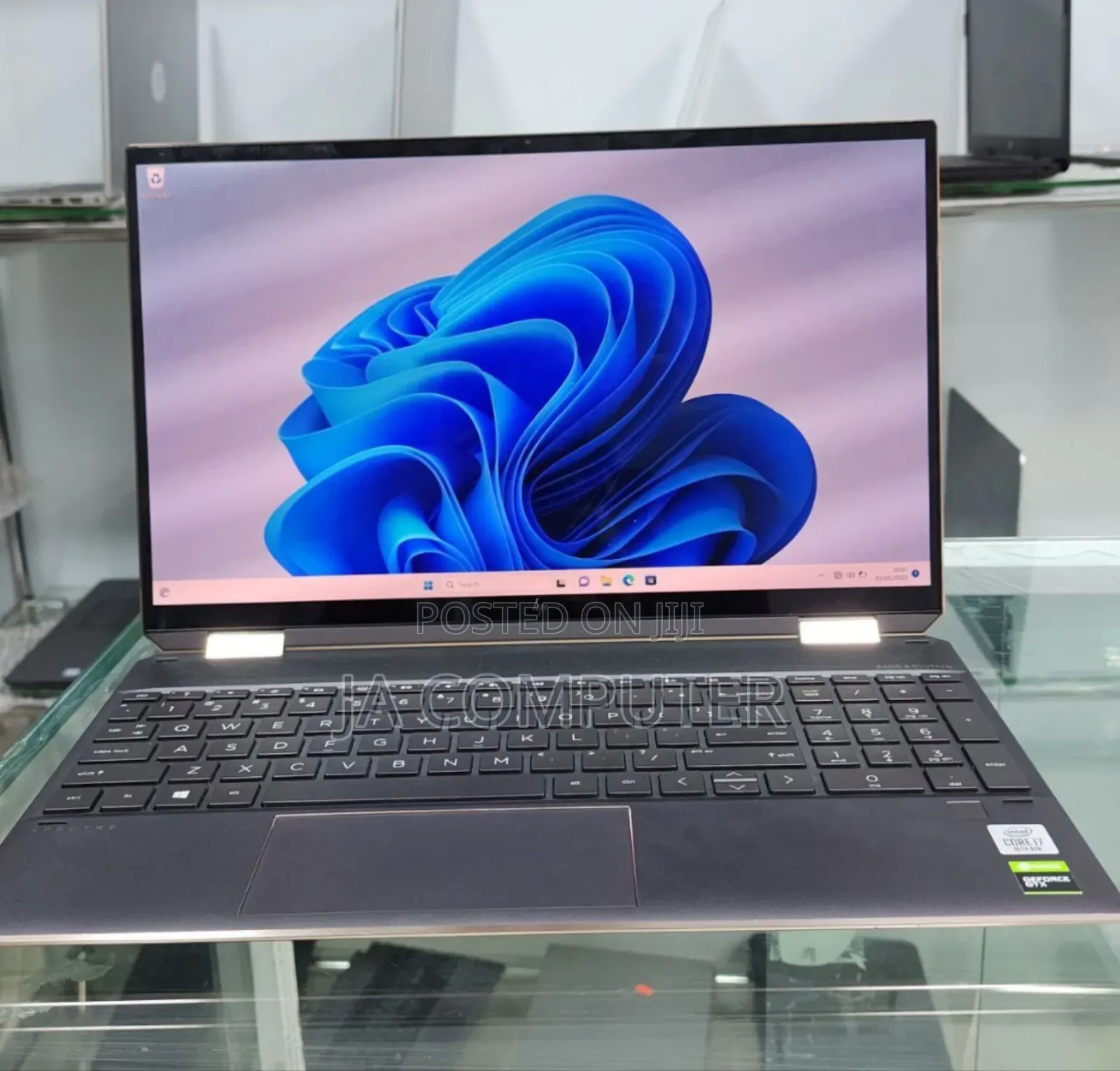 New Laptop HP Spectre 16GB Intel Core I7 SSD 512GB