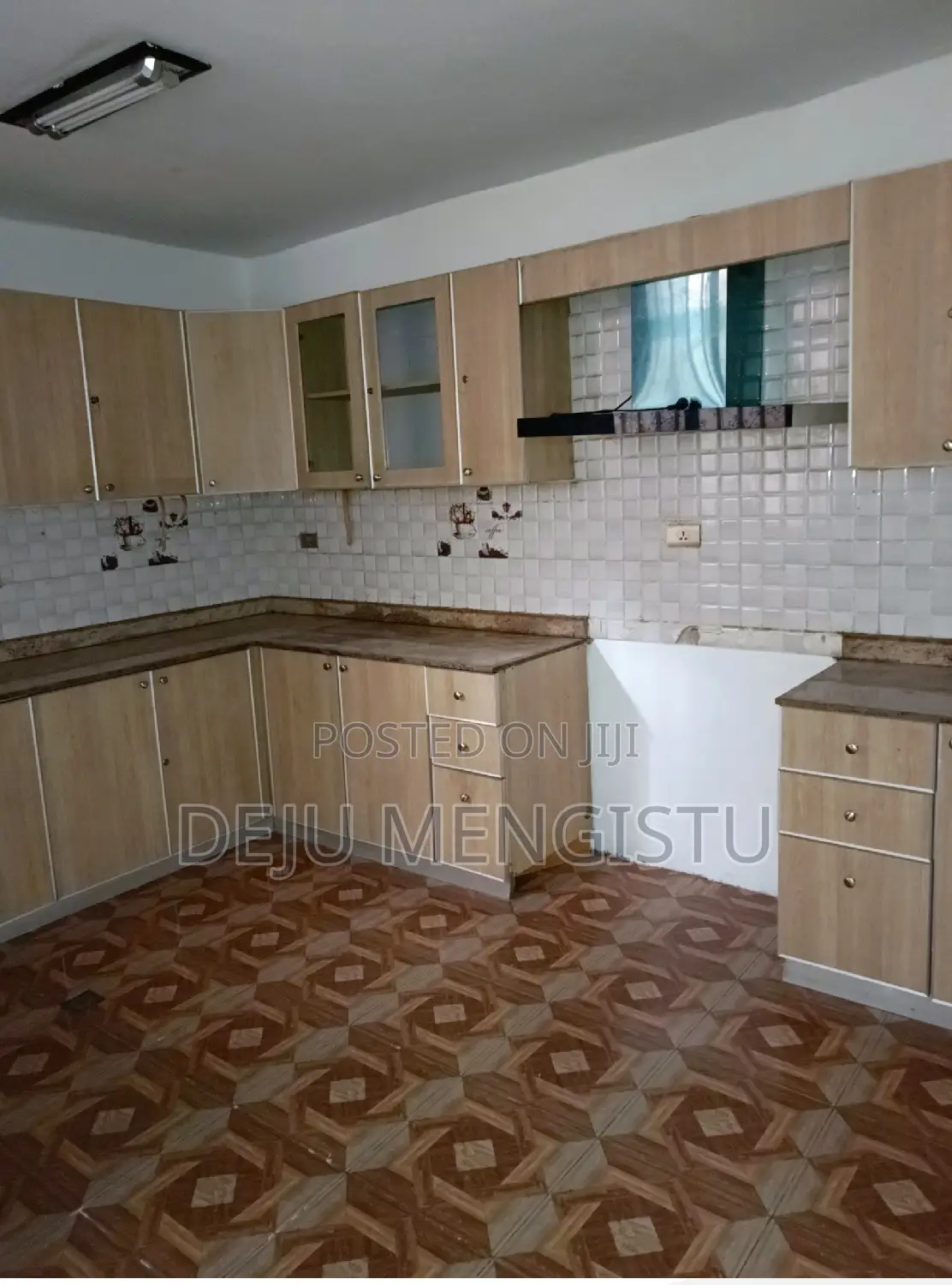 3bdrm Apartment in ሰባ ሁለት, Bole for rent