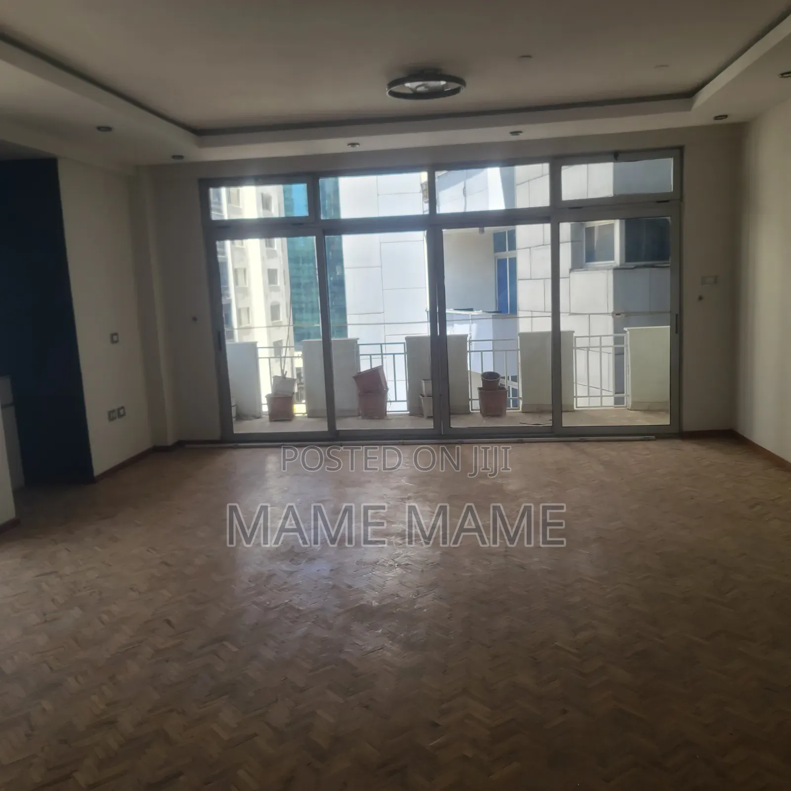 3bdrm Apartment in Addis Abeba, Kirkos for rent