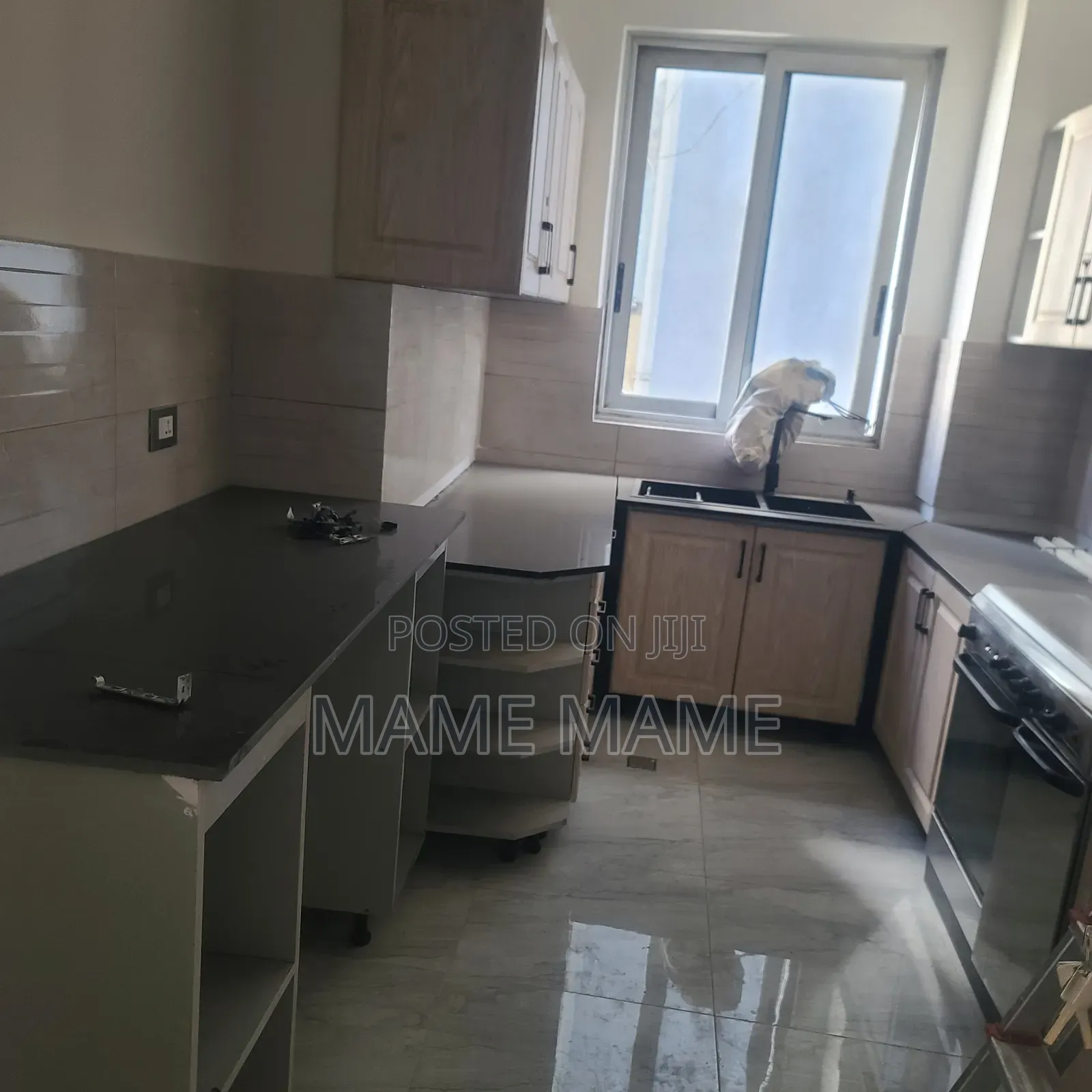 3bdrm Apartment in Addis Abeba, Kirkos for rent