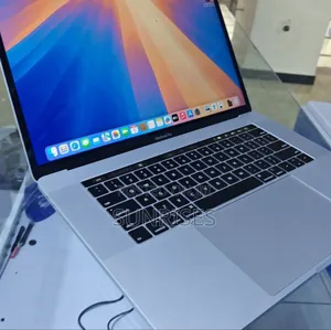 New Laptop Apple MacBook Pro 2019 16GB Intel Core I9 SSD 512GB