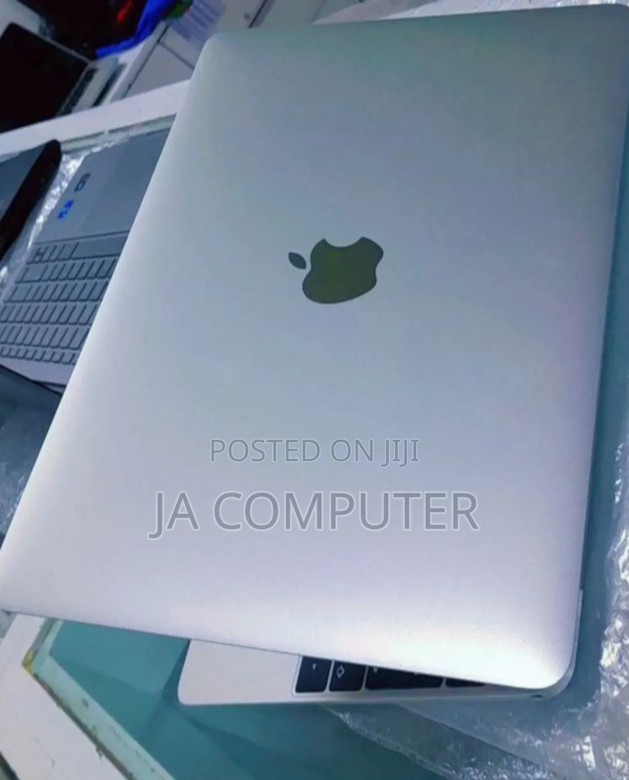 New Laptop Apple MacBook Air 2015 8GB Intel Core M SSD 512GB