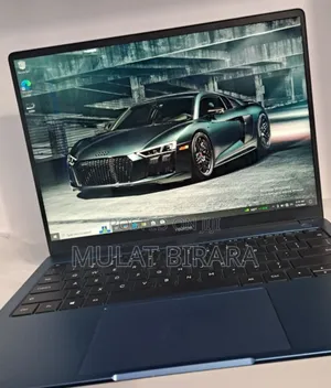 New Laptop Over Powered 8GB Intel Core I5 SSD 512GB