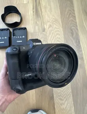 Canon R W 24-105 Red Ring Battery Grip