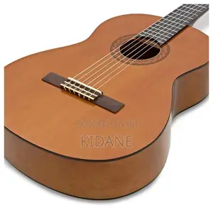 Photo - Yamha C40 Classical Guitar