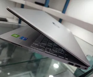 New Laptop HP Stream Notebook 8GB Intel Core I5 SSD 512GB