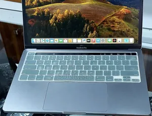 New Laptop Apple MacBook Pro M1 8GB Apple M1 SSD 256GB