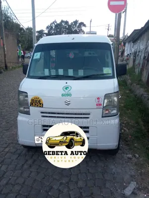 Suzuki Every Wagon 2011 White