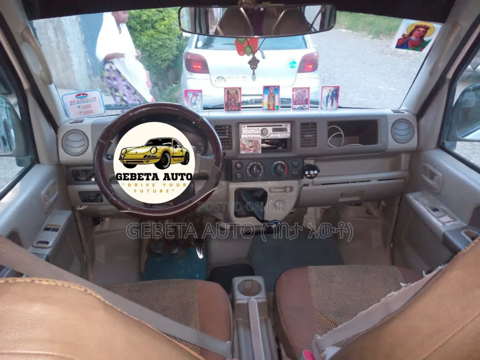 Suzuki Every Wagon 2011 White