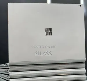 New Laptop Microsoft Surface 8GB Intel Core I5 SSD 256GB