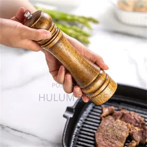 Wooden Pepper Grinder