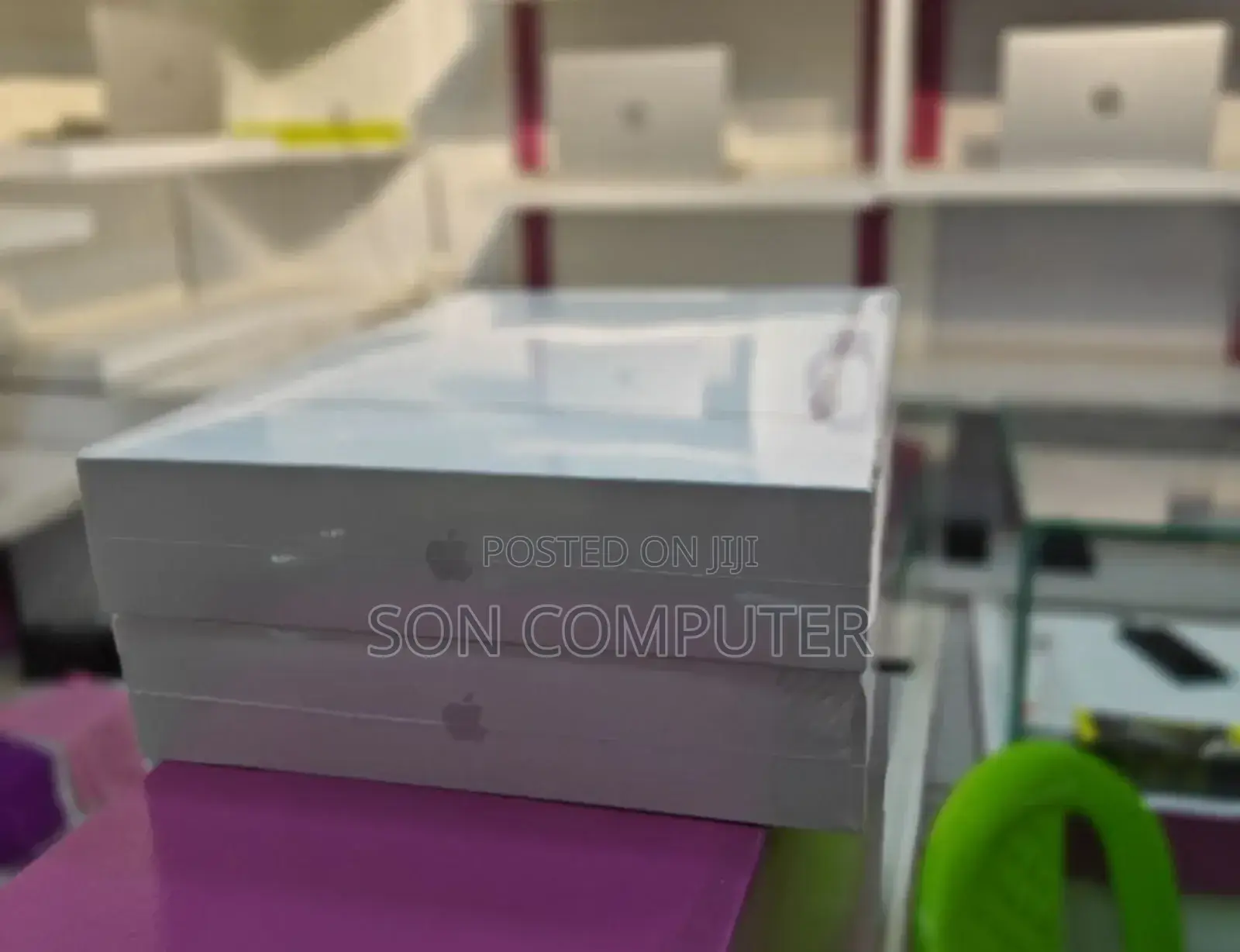 New Laptop Apple MacBook Air 2022 M2 8GB Intel Core I9 SSD 512GB