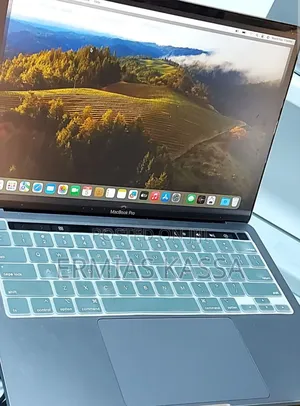 New Laptop Apple MacBook Pro 2020 M1 8GB Apple M1 Pro SSD 256GB