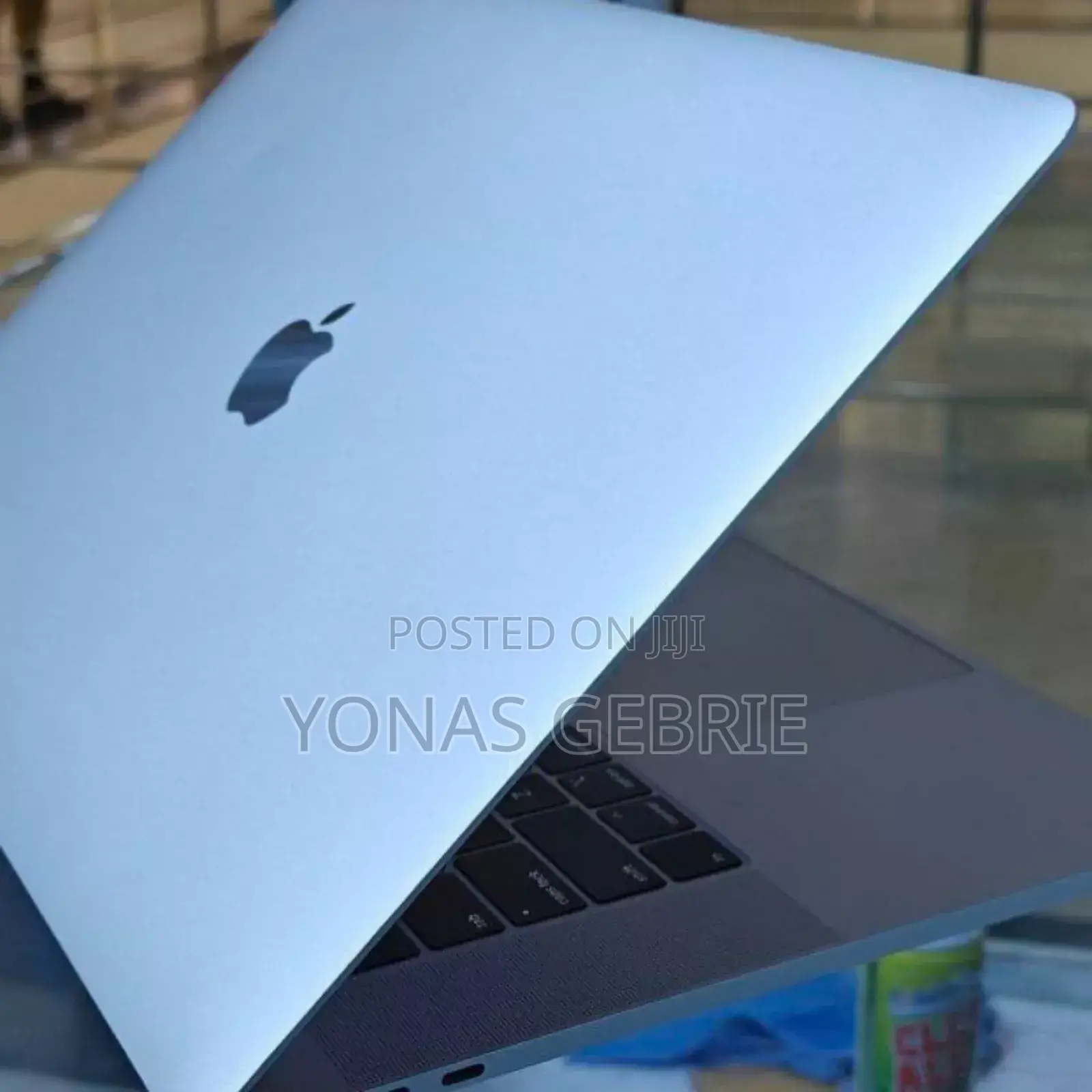 New Laptop Apple MacBook Pro 2019 16GB Intel Core I9 SSD 512GB