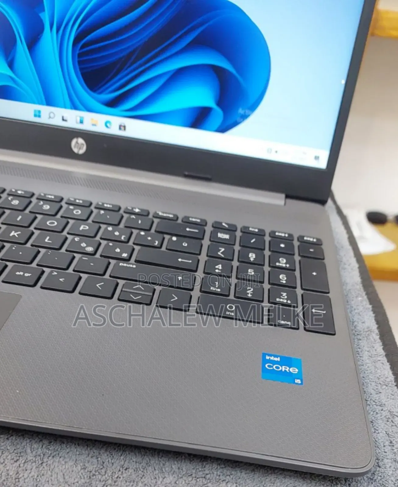 Laptop HP 250 G8 16GB Intel Core I5 HDD 1T