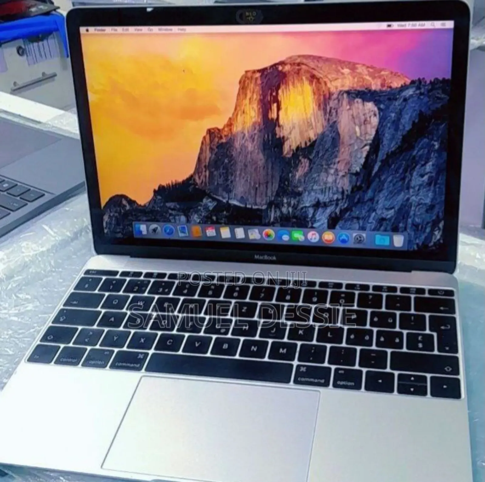 New Laptop Apple MacBook Air 2015 8GB Intel Core M SSD 512GB
