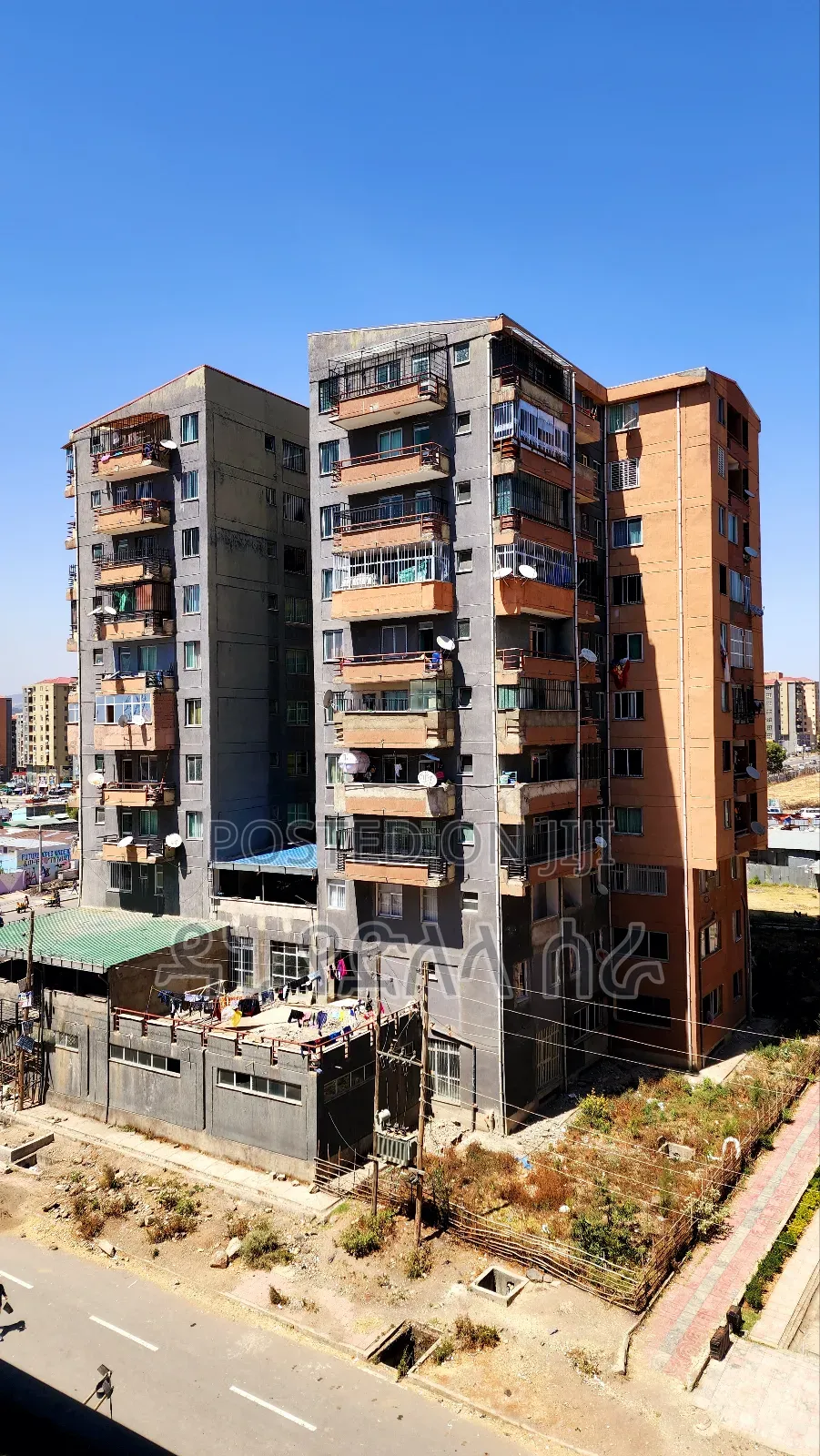 Furnished 3bdrm Apartment in አያት, Bole for sale