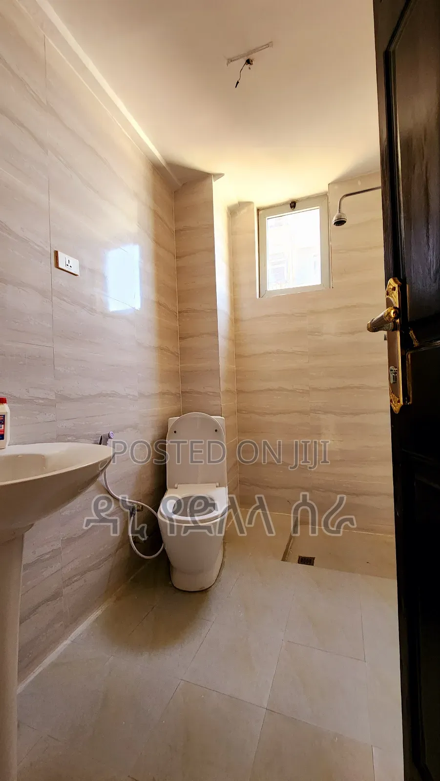 Furnished 3bdrm Apartment in አያት, Bole for sale