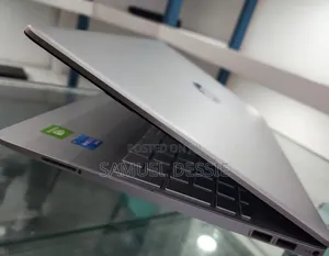New Laptop HP Stream Notebook 8GB Intel Core I5 SSD 512GB