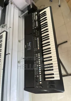 Keyboard Yamaha PSR Sx600