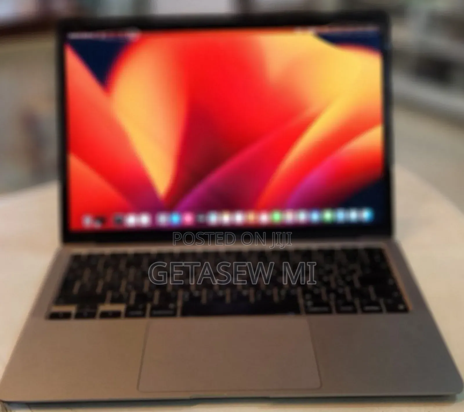 New Laptop Apple MacBook Air 2020 M1 8GB Apple M1 SSD 256GB