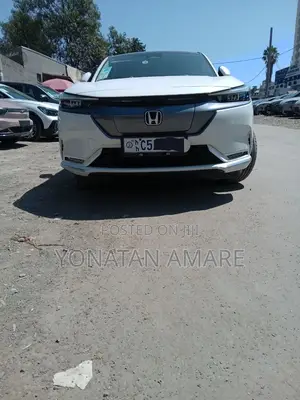 Photo - Honda e:NS1 68.8 kWh FWD 2023 White