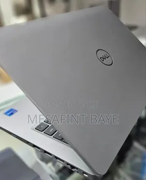 New Laptop Dell Latitude 5590 16GB Intel Core I7 SSD 512GB