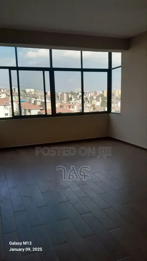 3bdrm Apartment in ፊጋ ኖህ ሪልስቴት, Bole for rent