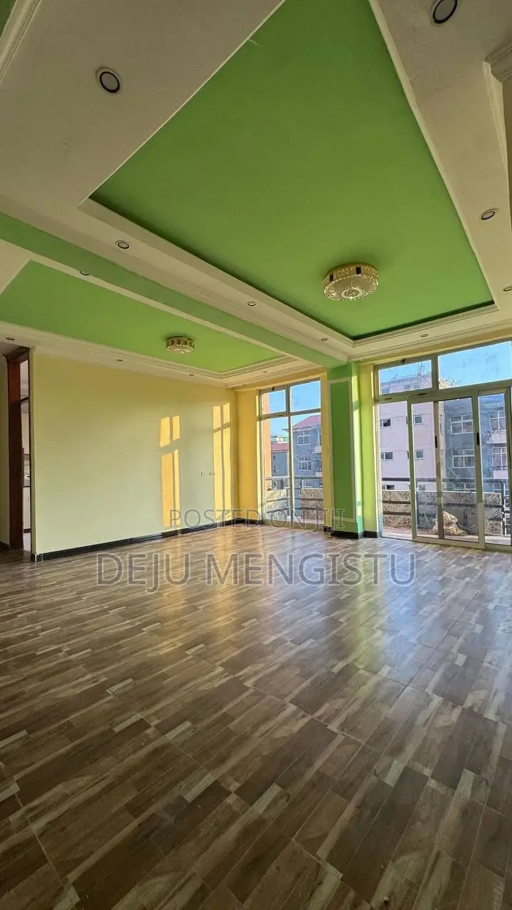 3bdrm Condo in አራባ ዘጣኝ(49), Bole for sale