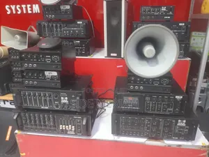 Photo - Combo Amplifier Microphone