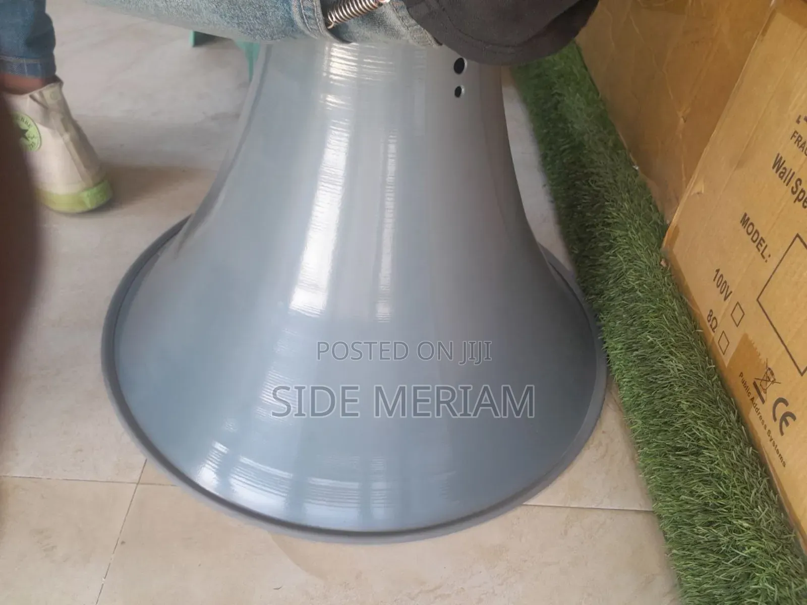 Combo Amplifier Microphone