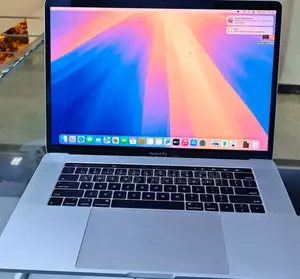 Photo - New Laptop Apple MacBook Pro 2019 16GB Intel Core I9 SSD 512GB