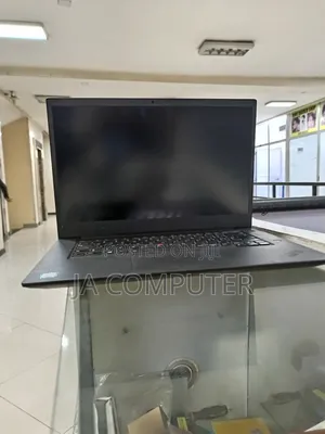 Photo - New Laptop Lenovo ThinkPad X1 16GB Intel Core I7 SSD 512GB