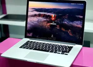 New Laptop Apple MacBook Pro 2015 16GB Intel Core I7 SSD 512GB