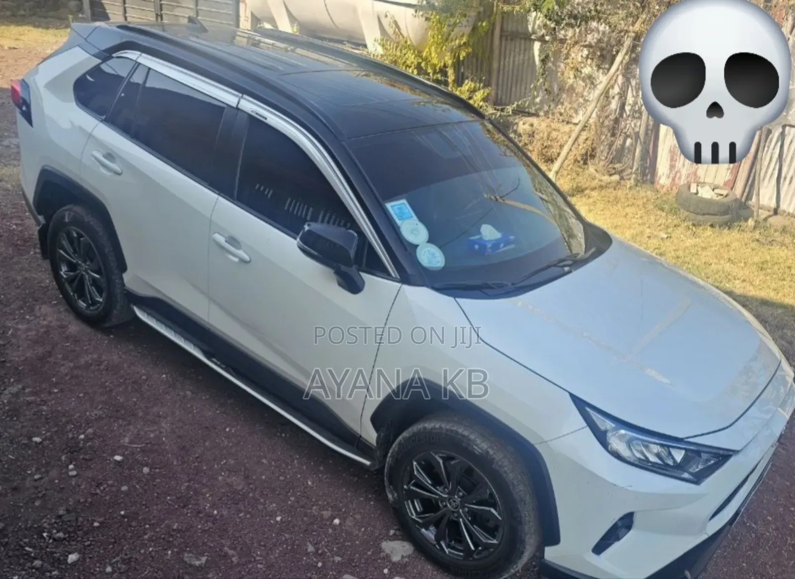 Toyota RAV4 2022 White