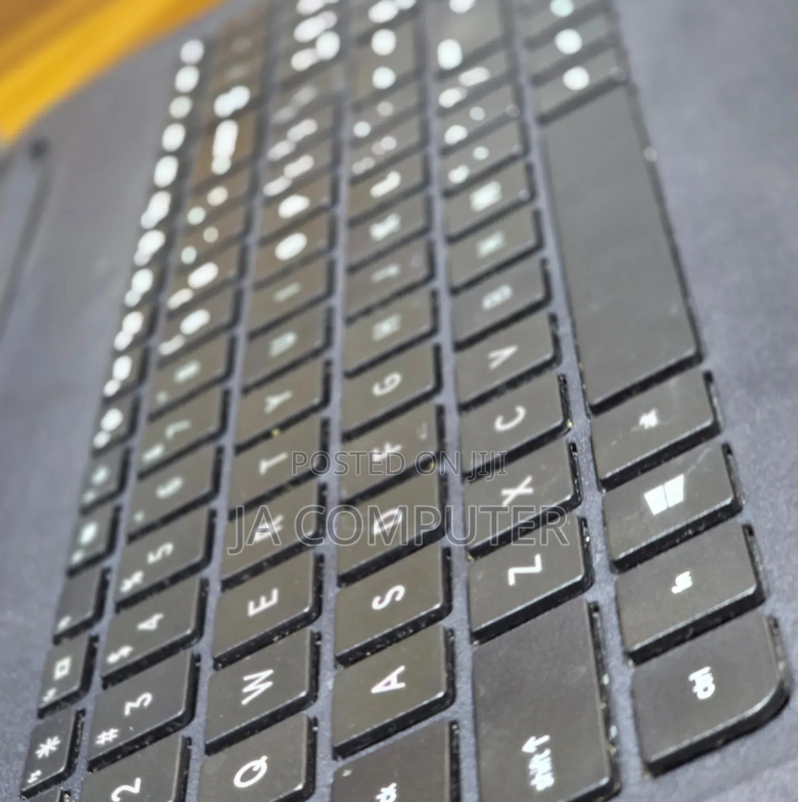 New Laptop HP Stream Notebook 8GB Intel Core I5 SSD 1T