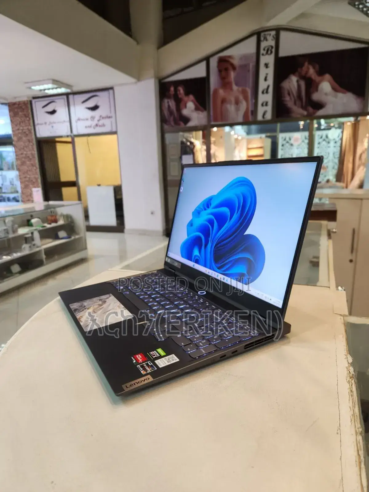 New Laptop Lenovo Legion 5 16GB AMD Ryzen 7 SSD 512GB