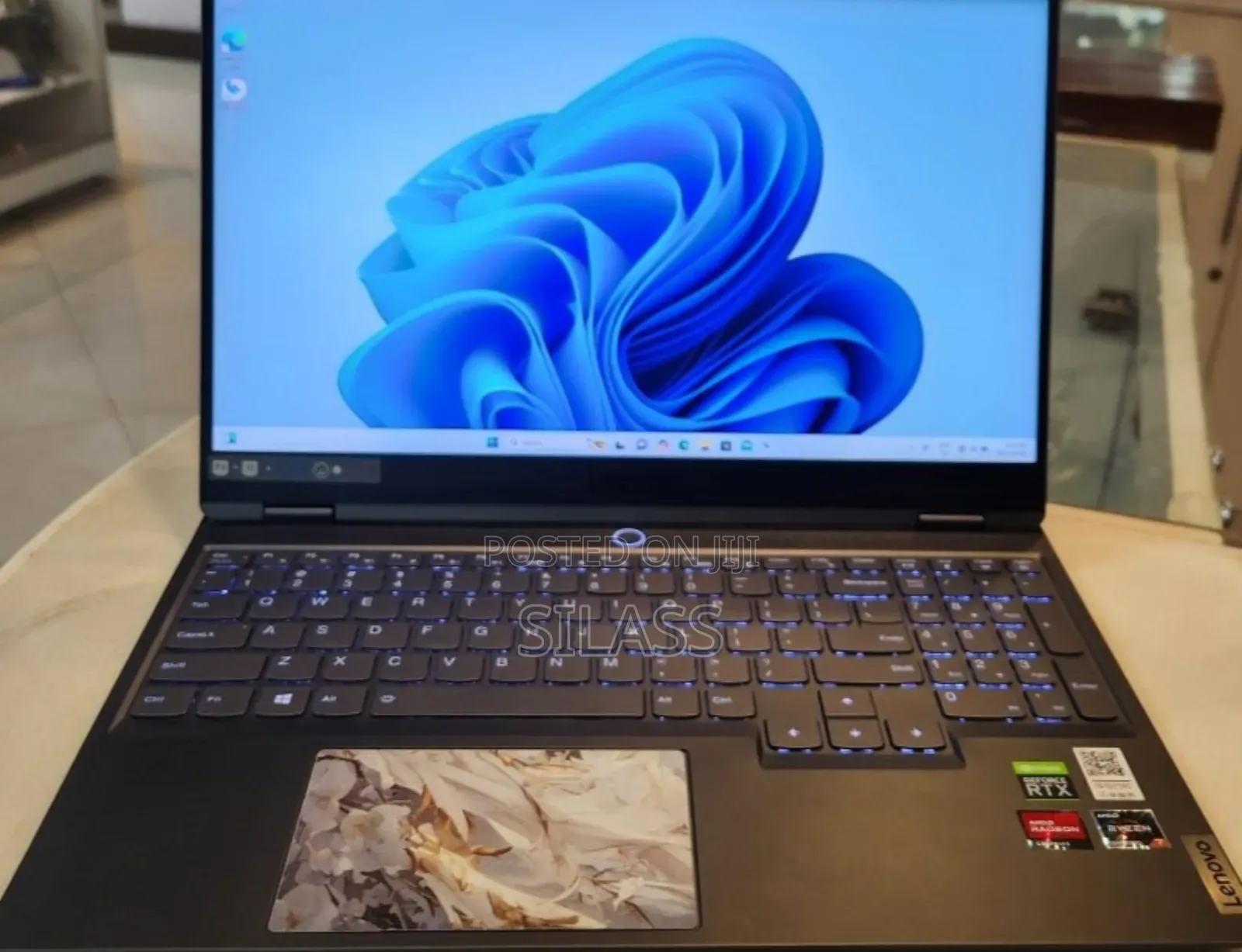 New Laptop Lenovo Legion 5 16GB AMD Ryzen 7 SSD 1T