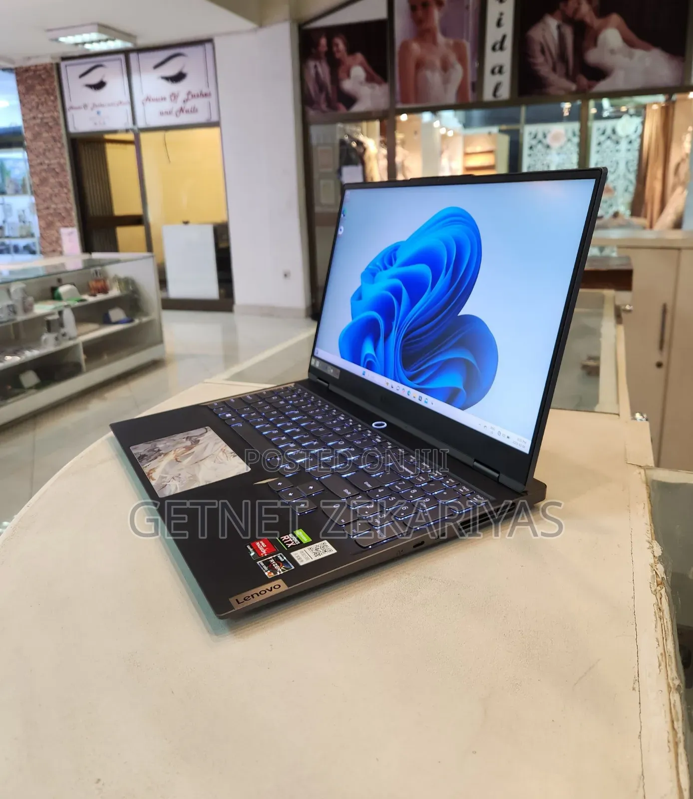 New Laptop Lenovo Legion 5 16GB AMD Ryzen 7 SSD 1T