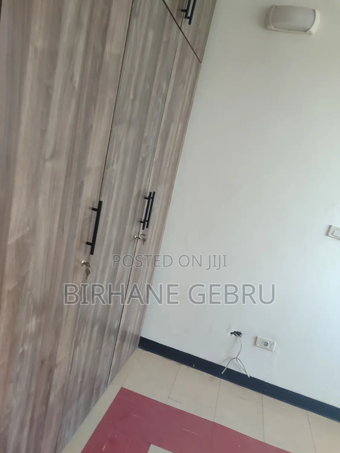 5bdrm Penthouse in Penta House, Bole for rent