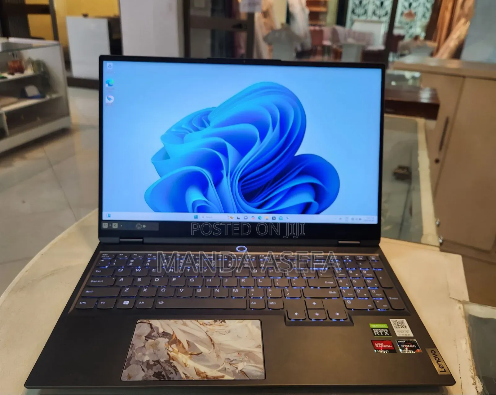 New Laptop Lenovo 16GB AMD Ryzen 7 SSD 1T