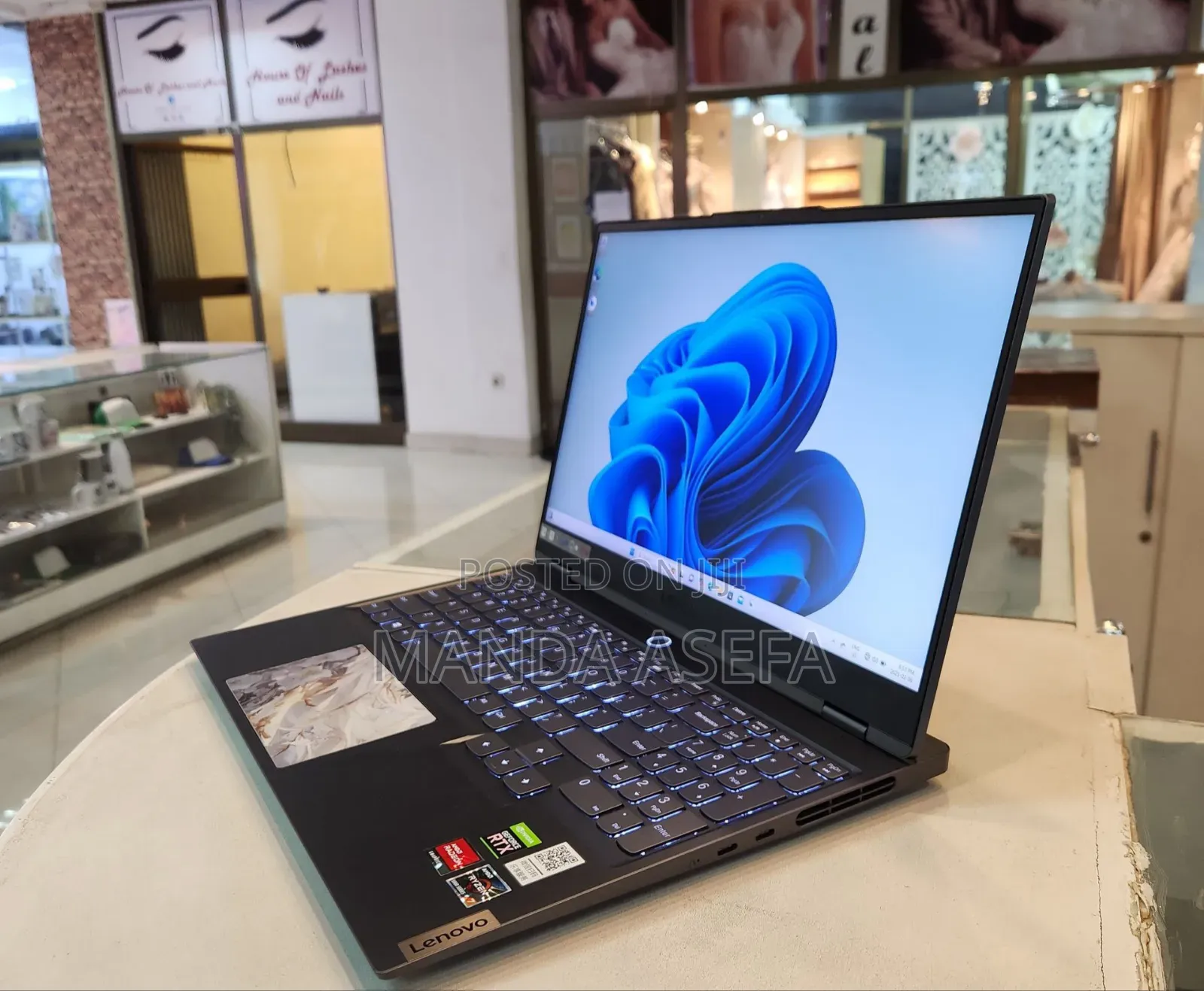 New Laptop Lenovo 16GB AMD Ryzen 7 SSD 1T