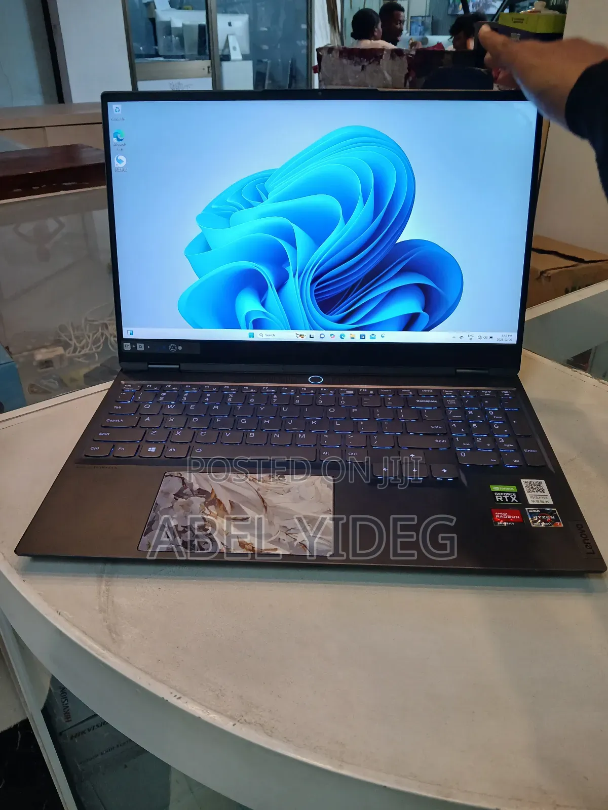 New Laptop Lenovo Legion 5 16GB AMD Ryzen 7 SSD 1T