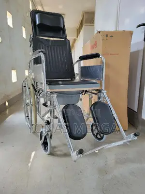 Multifunctional Toilet Wheelchair○目wheelchair909wheelchair