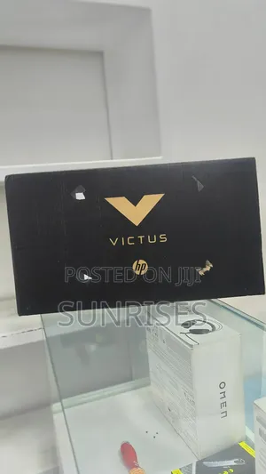 New Laptop HP Victus 16 16GB Intel Core I7 SSD 1T
